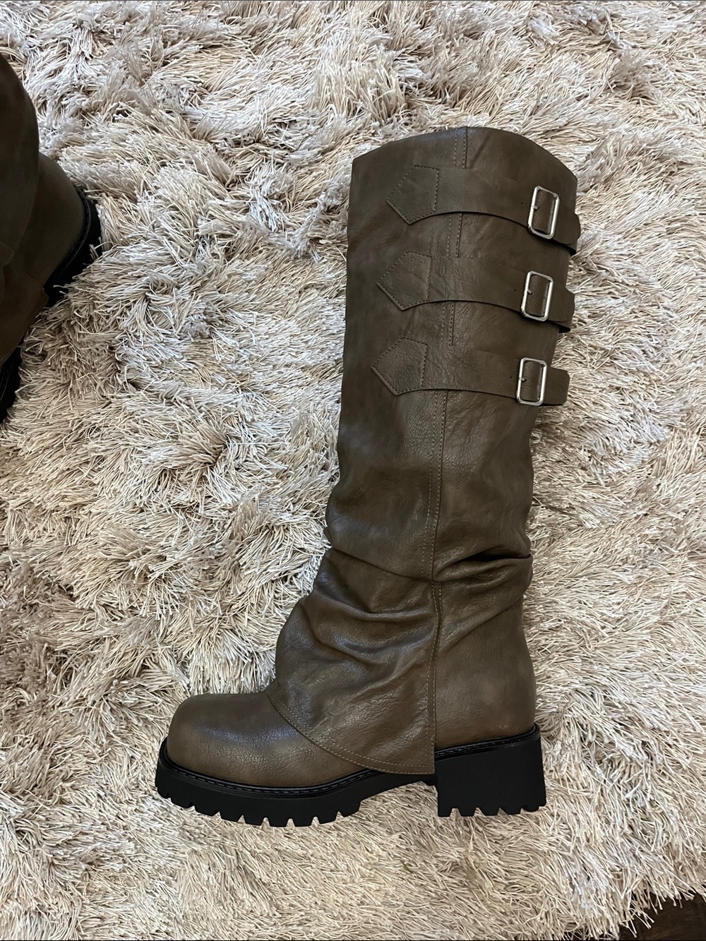 Aiunllnd Fold Over Knee High Moto-Riding Boots in Brown